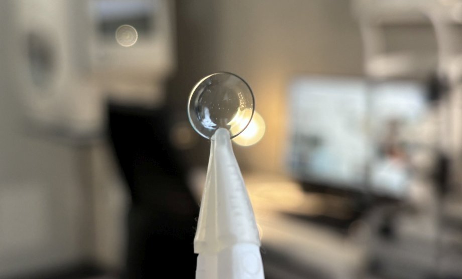 Ortho-K-Linse zur temporären Sehkorrektur während des Schlafs